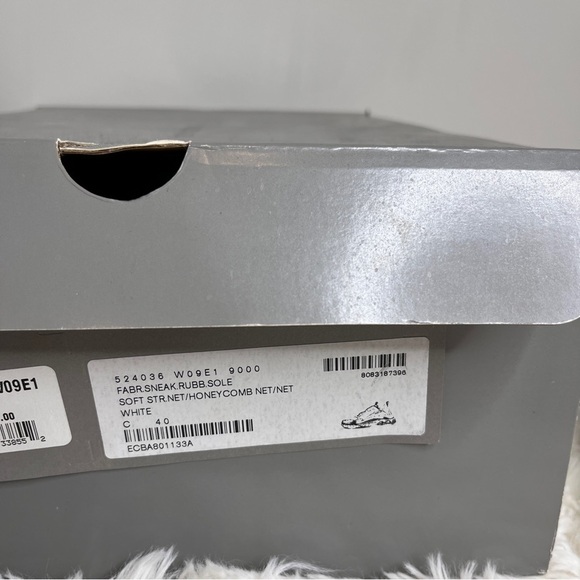 Balenciaga | Triple S Sneaker in White - Size 40 - Picture 11 of 13